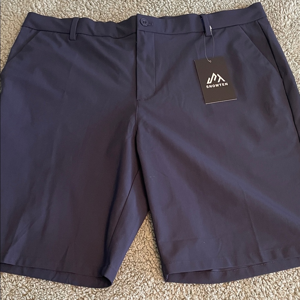 Snowten Mens Golf Shorts Size 38 Navy Blue 4 Pocket Inseam 9”
NWT